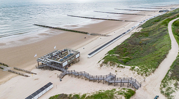 Luchtfoto van Beachclub Zuiderduin